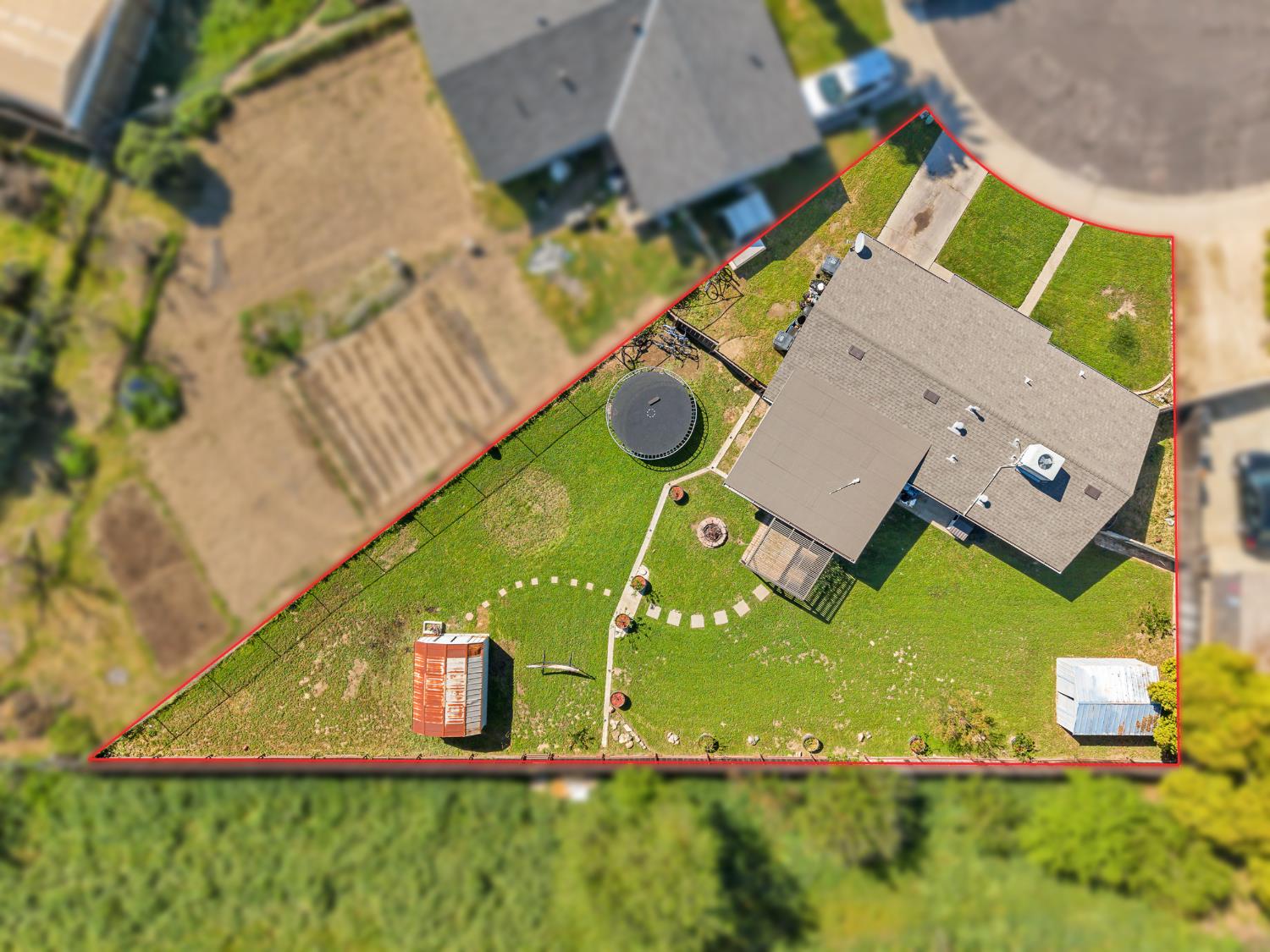 876 Lorenzo St, Hickman, CA 95323