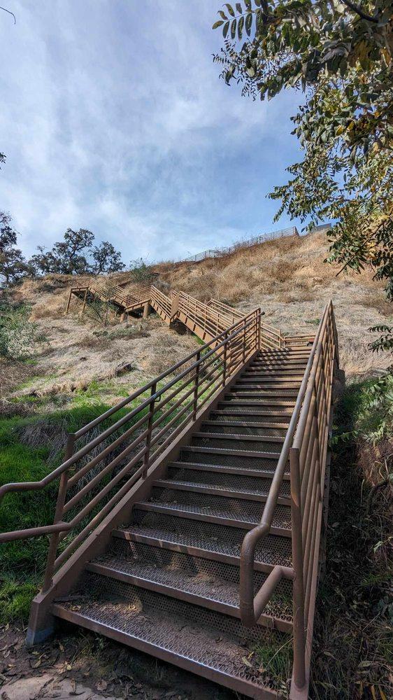 876 Lorenzo St, Hickman, CA 95323