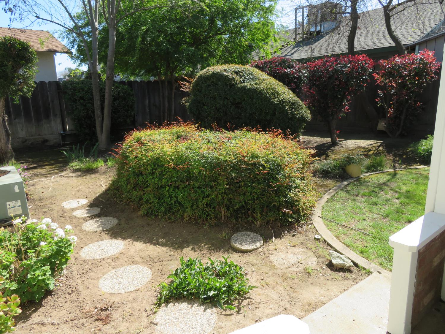 2016 Sweetwater Dr, Modesto, CA 95355