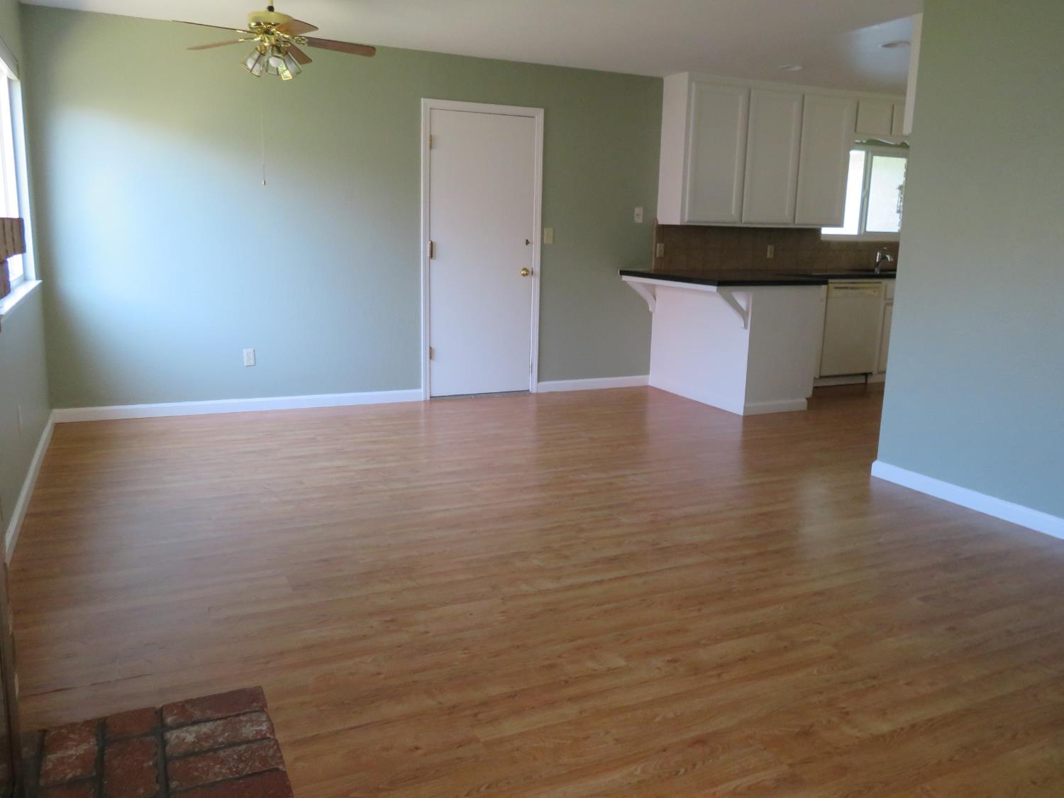 2016 Sweetwater Dr, Modesto, CA 95355