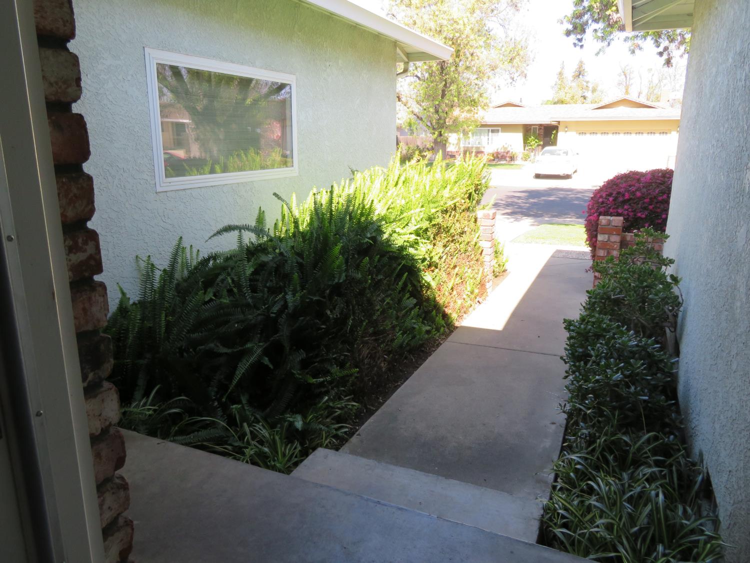 2016 Sweetwater Dr, Modesto, CA 95355