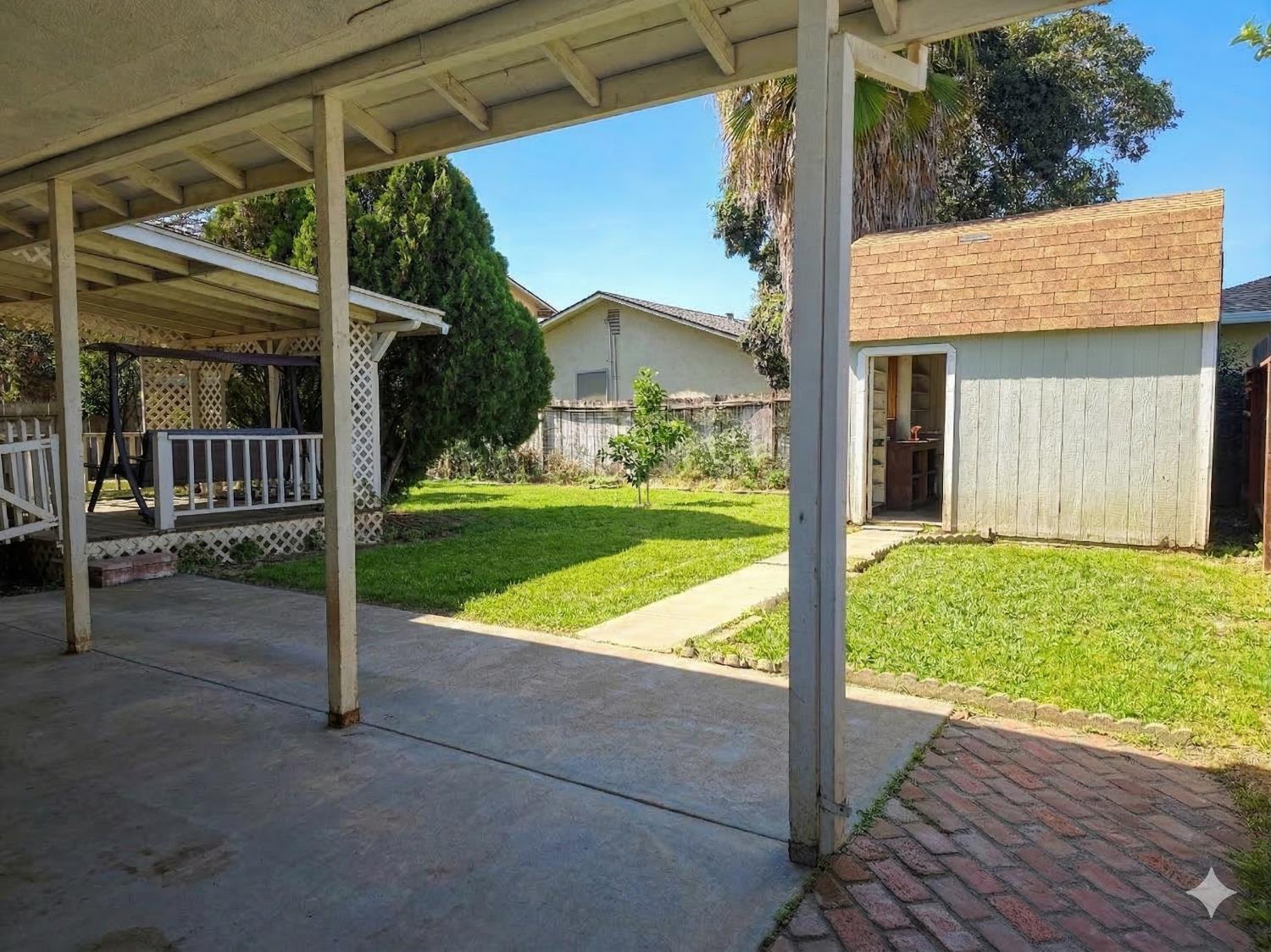 1647 Jerry Ave, Escalon, CA 95320