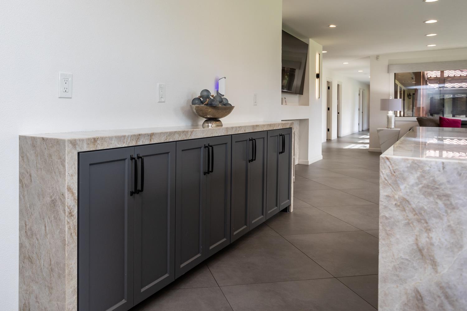 6619 Carver Rd, Modesto, CA 95356