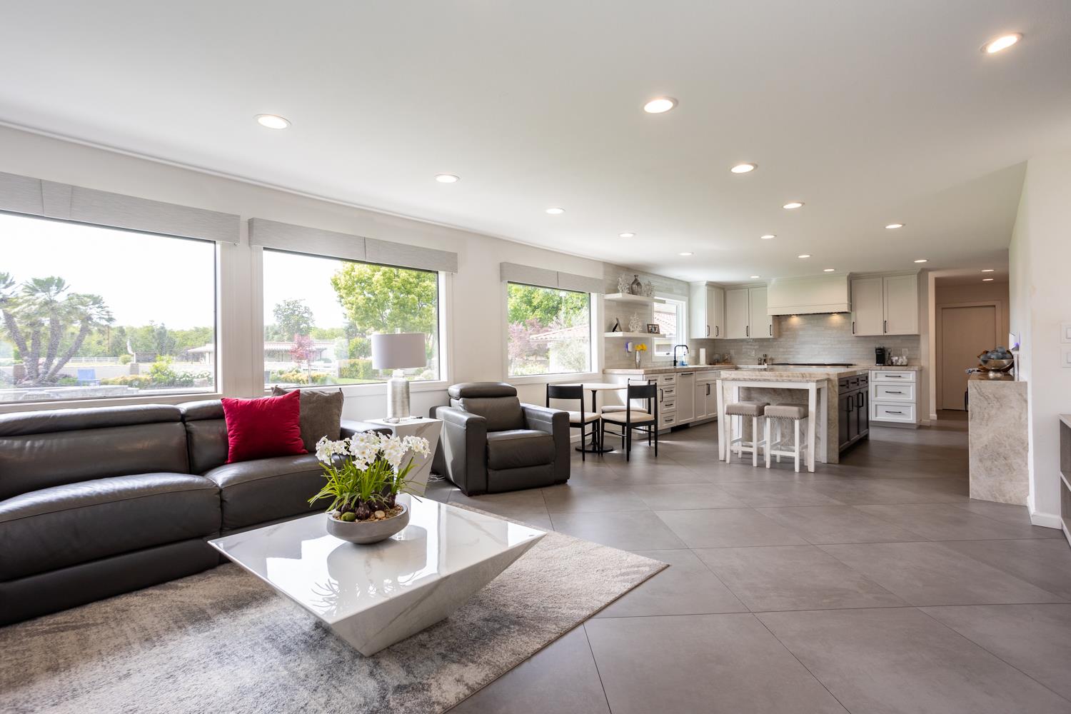 6619 Carver Rd, Modesto, CA 95356