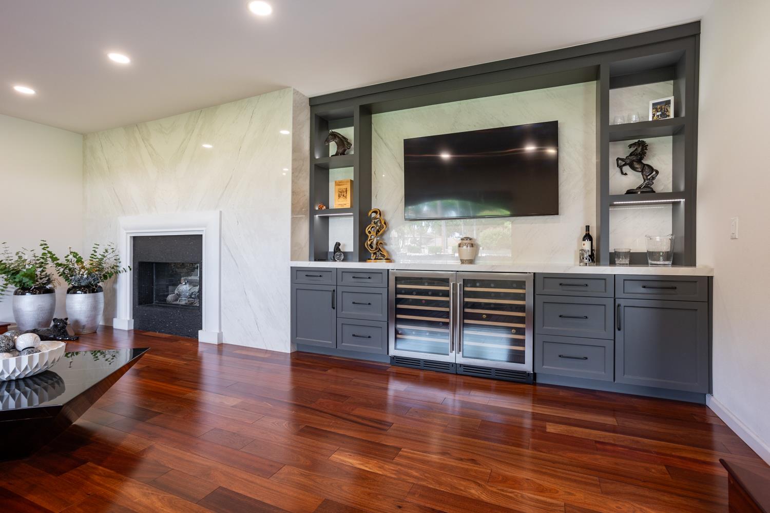 6619 Carver Rd, Modesto, CA 95356