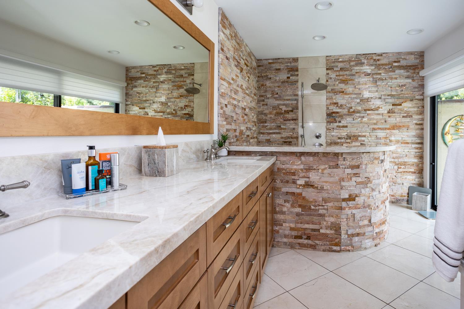 6619 Carver Rd, Modesto, CA 95356