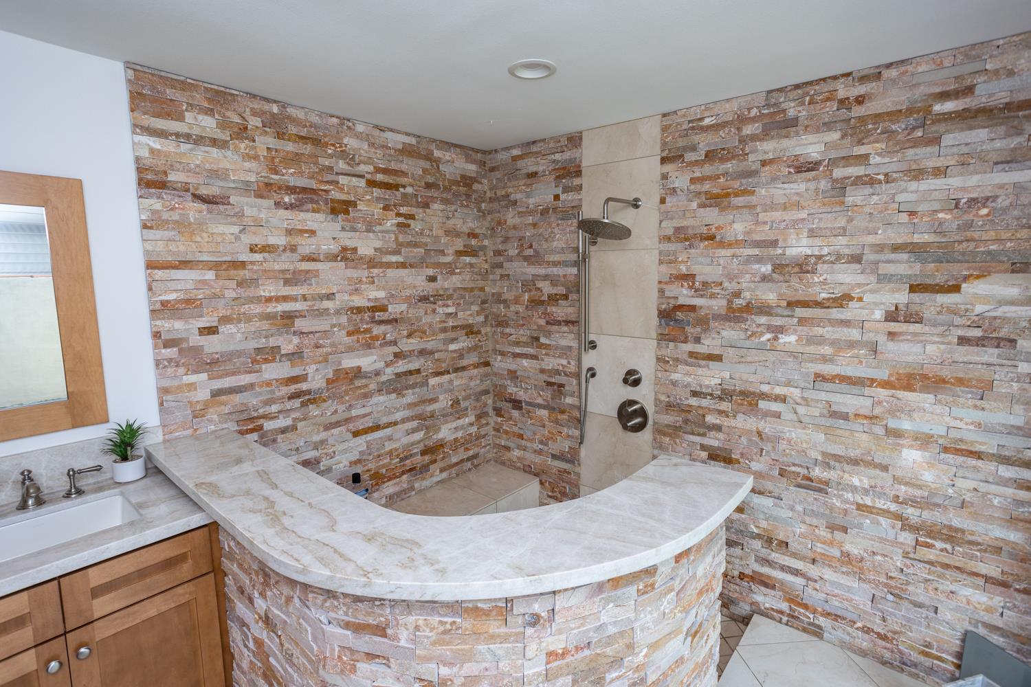 6619 Carver Rd, Modesto, CA 95356