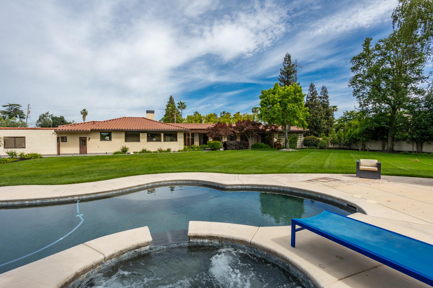 6619 Carver Rd, Modesto, CA 95356