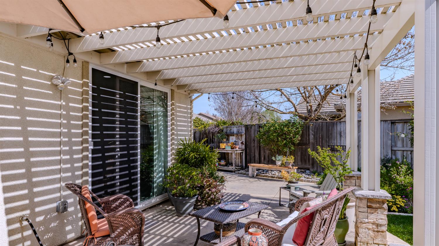 2848 Westport Cir, Oakdale, CA 95361