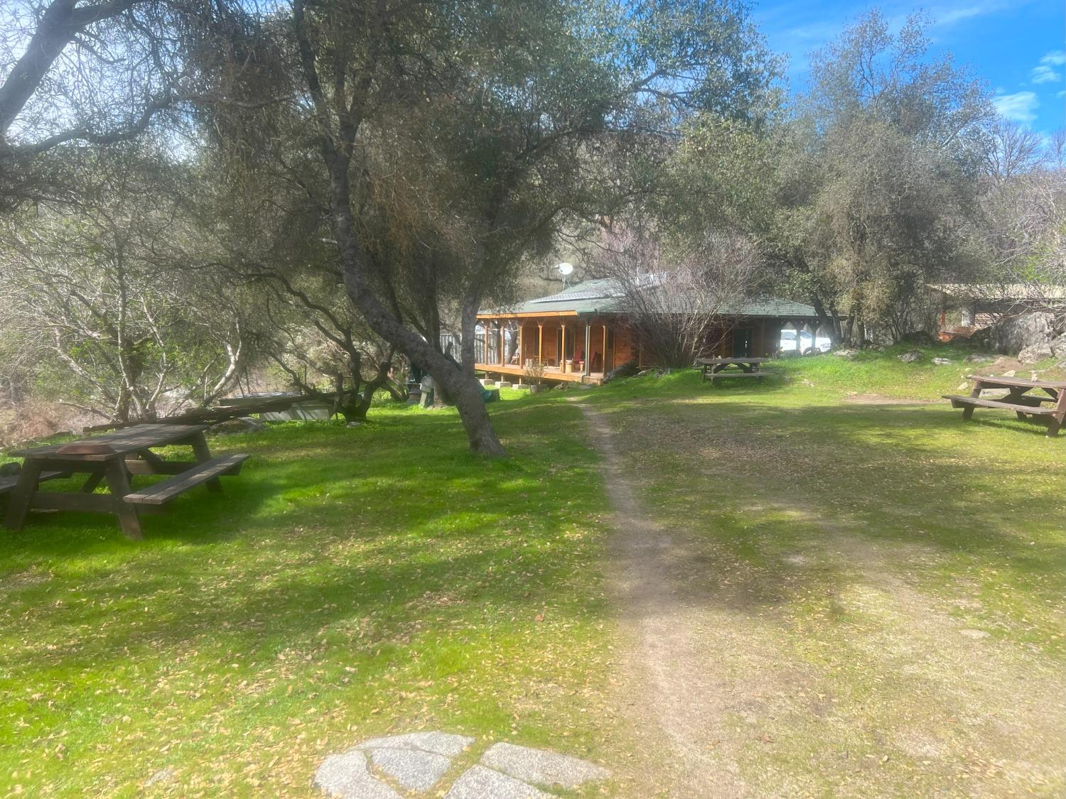 140040 Vincent Fire Road, Tollhouse, CA 93667