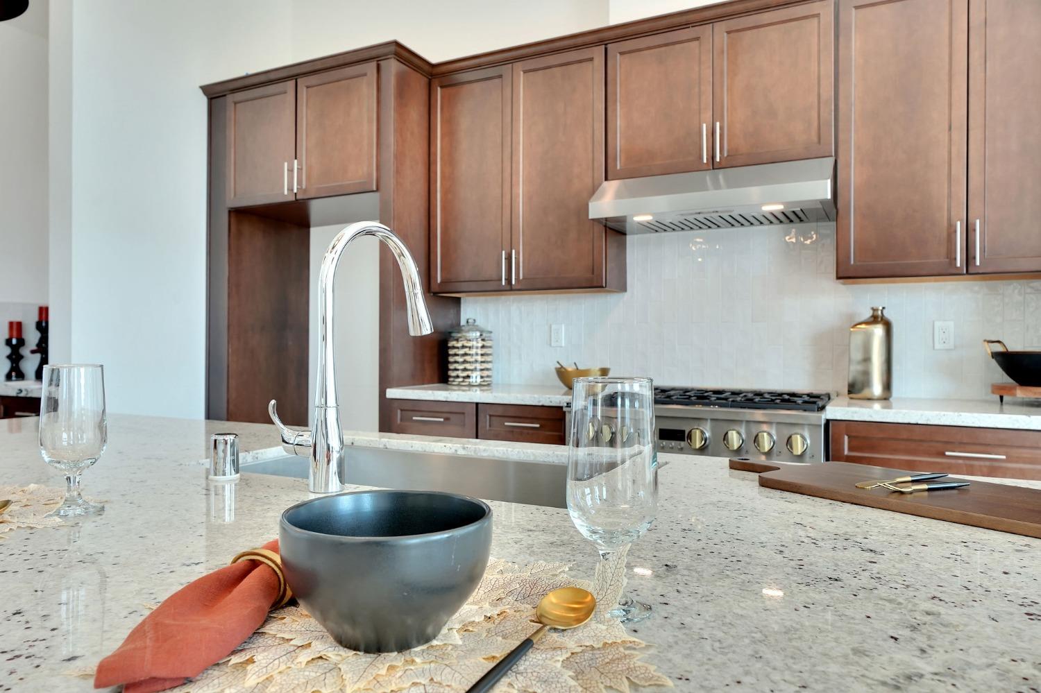 222 Quail Creek Ln, Copperopolis, CA 95228