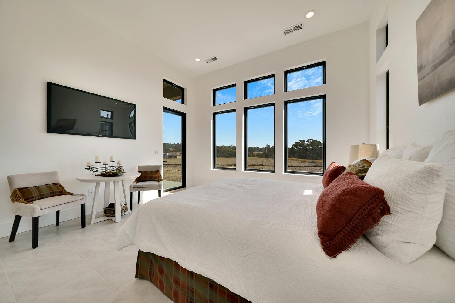 222 Quail Creek Ln, Copperopolis, CA 95228