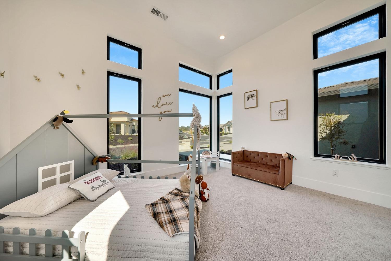 222 Quail Creek Ln, Copperopolis, CA 95228