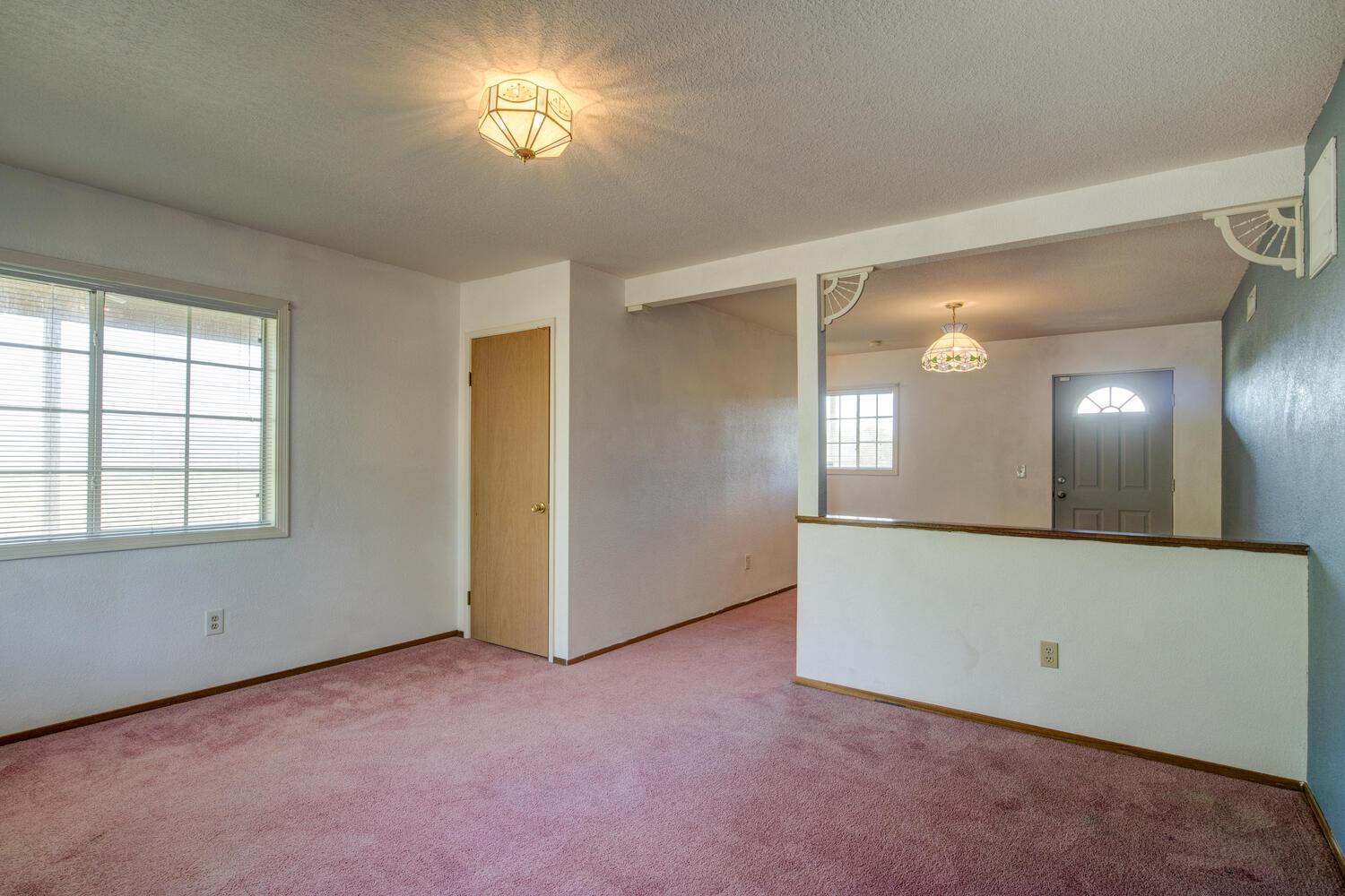 9564 Coronado Dr, La Grange, CA 95329