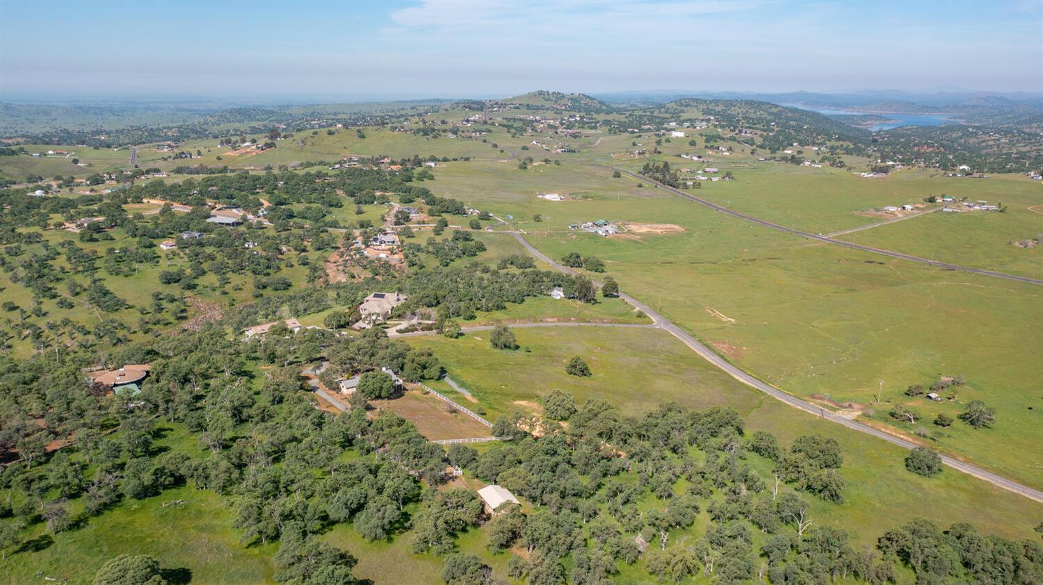 9564 Coronado Dr, La Grange, CA 95329