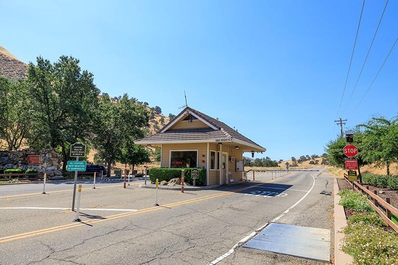 20600 Morton Davis Cir, Patterson, CA 95363