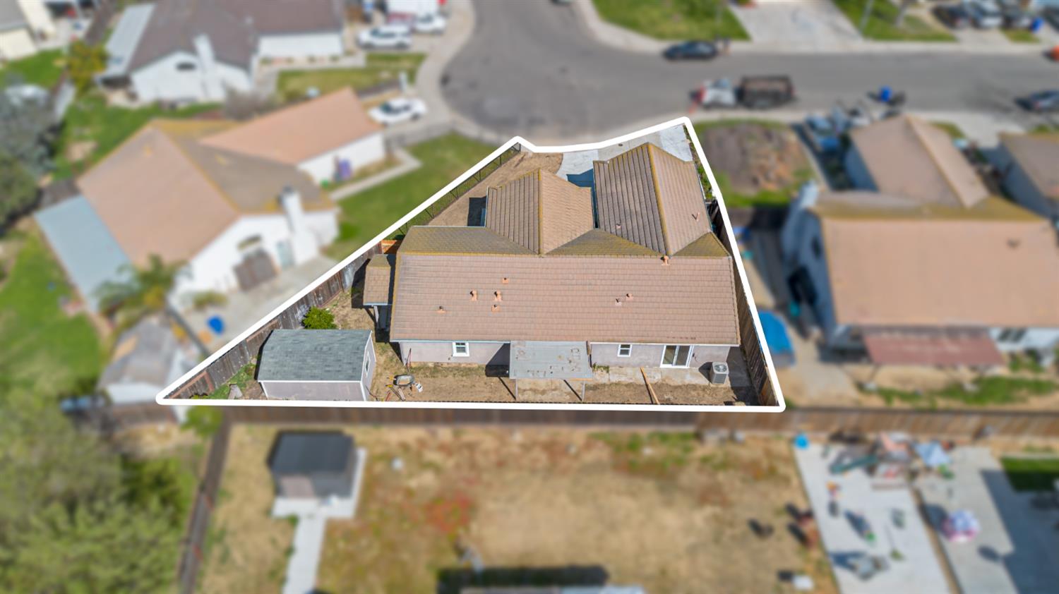 1916 Central Park Way, Modesto, CA 95351