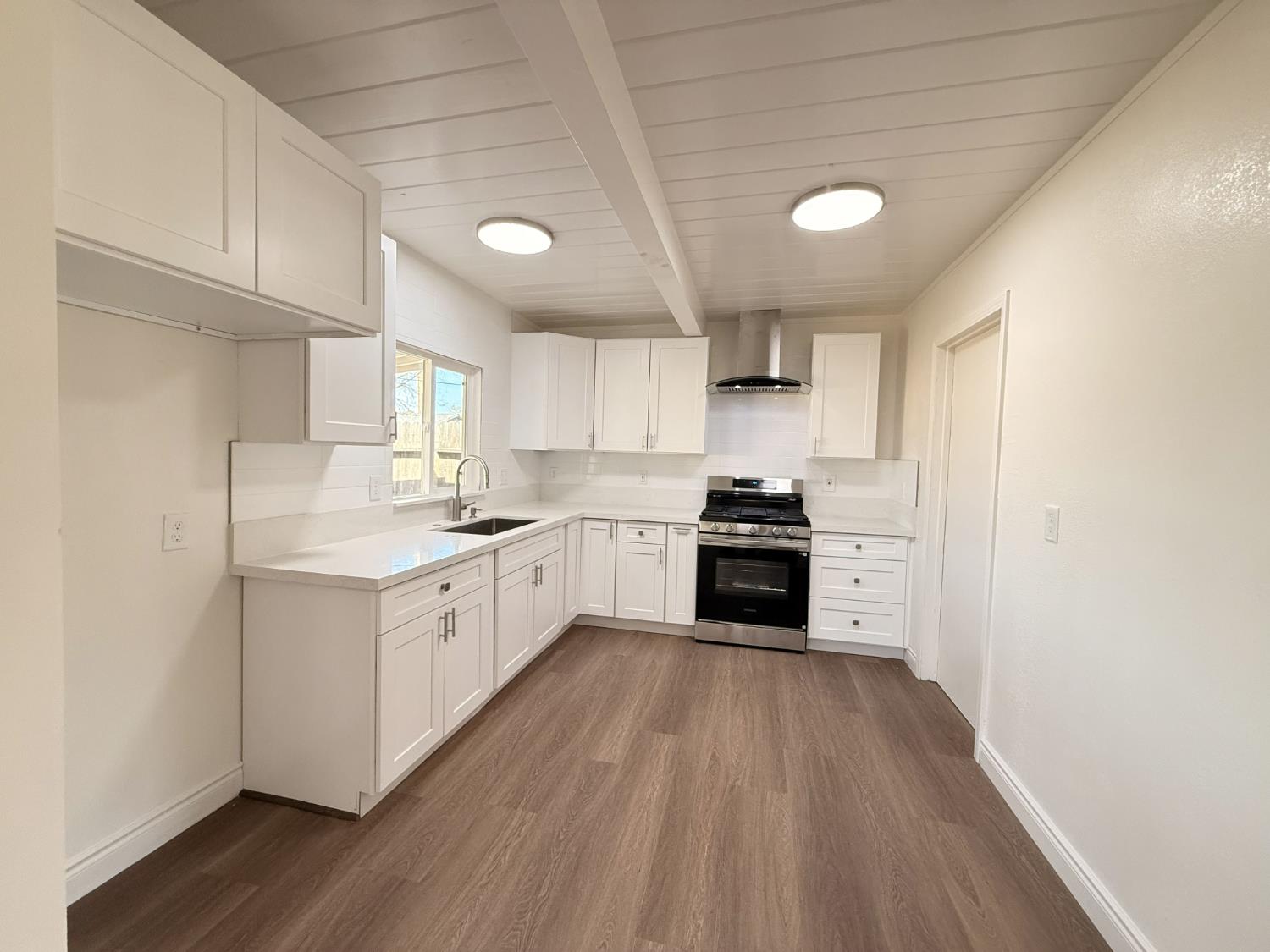 1633 Kazmir Ct, Modesto, CA 95351