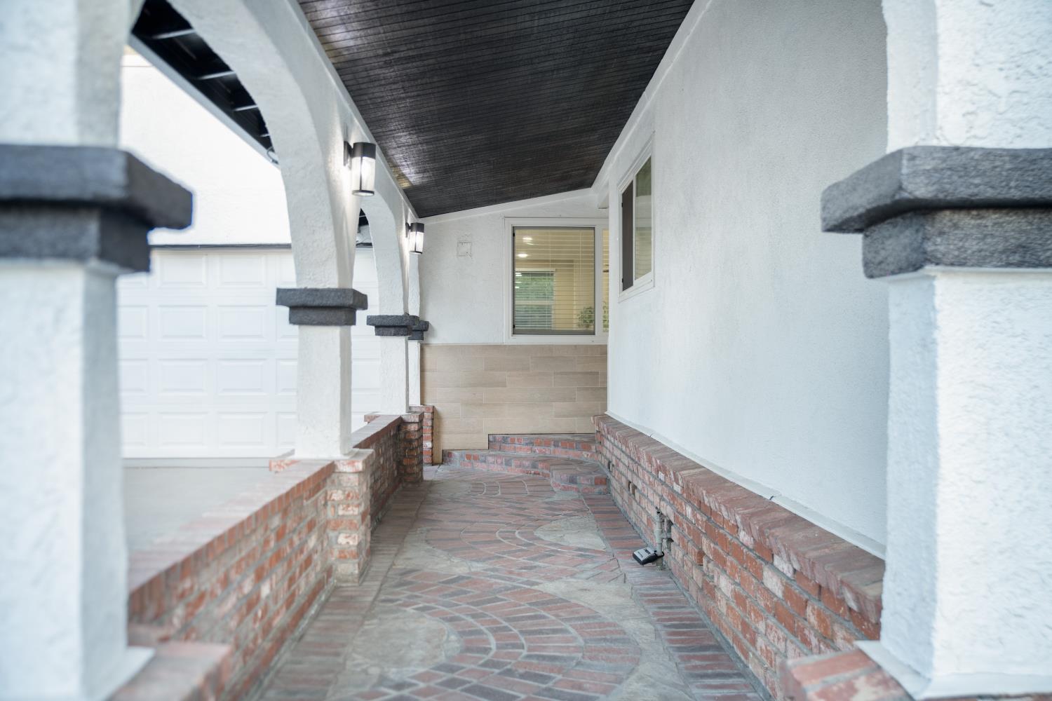 1220 Sonoma Ave, Modesto, CA 95355