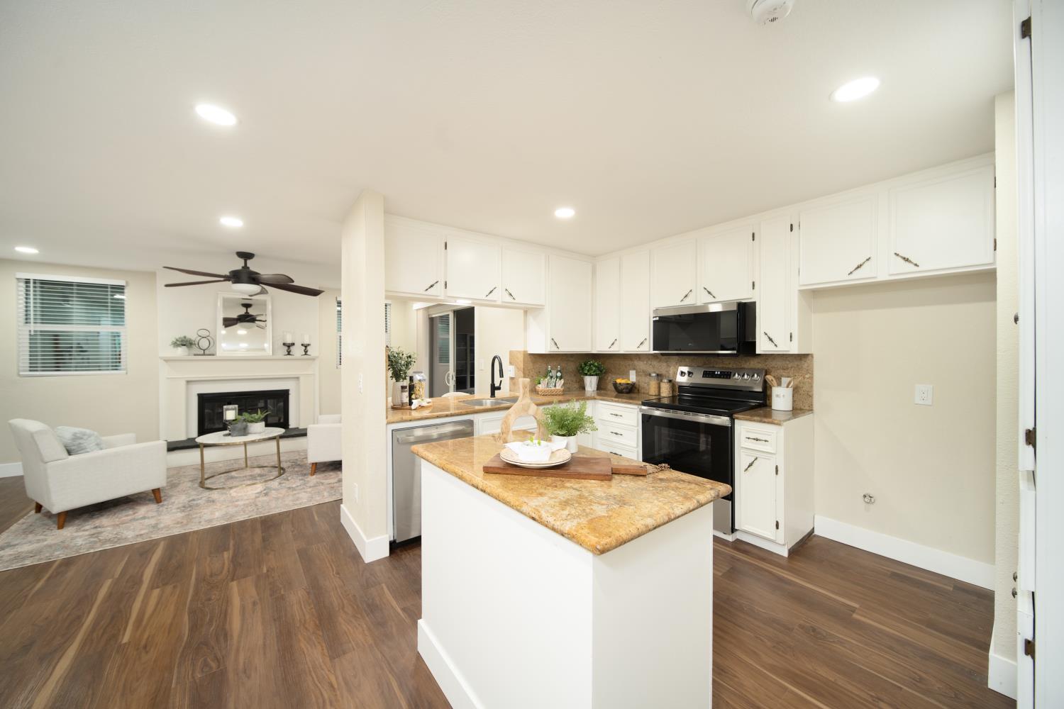 1220 Sonoma Ave, Modesto, CA 95355