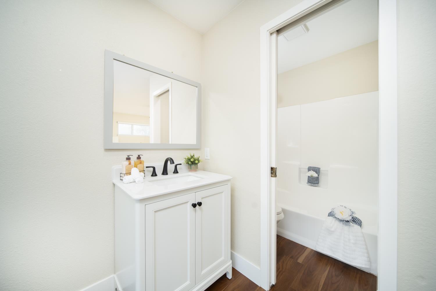 1220 Sonoma Ave, Modesto, CA 95355