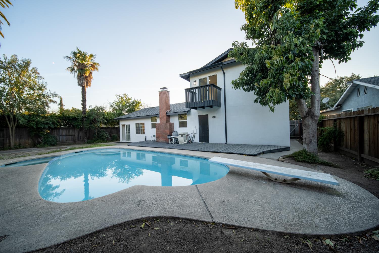 1220 Sonoma Ave, Modesto, CA 95355