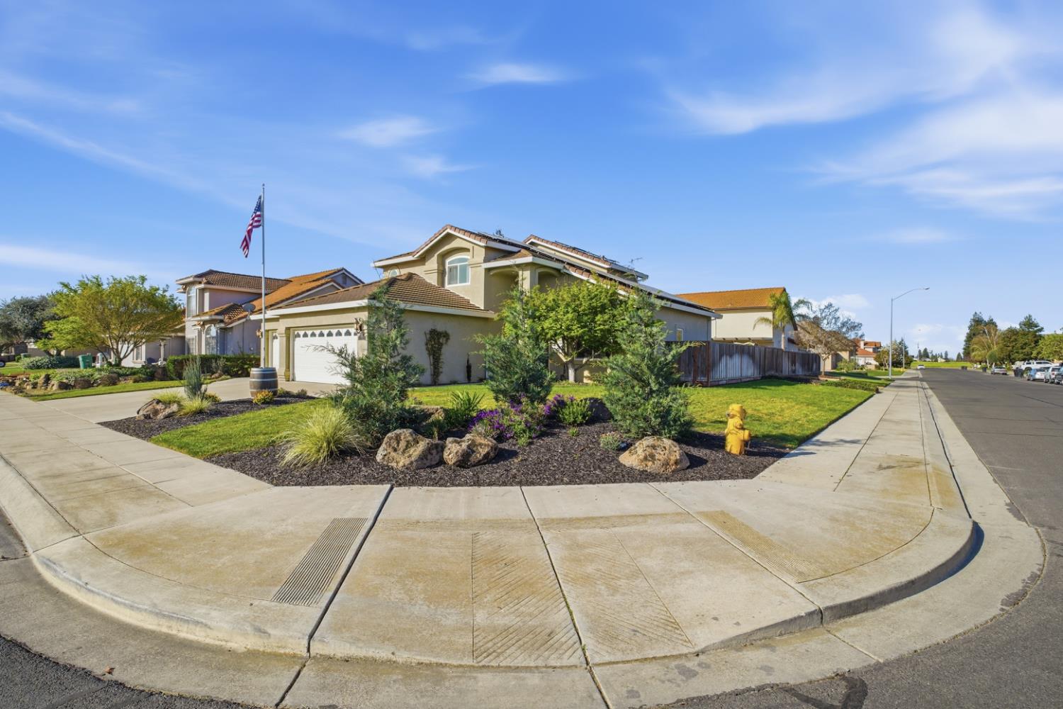 1181 Azalea St, Ripon, CA 95366