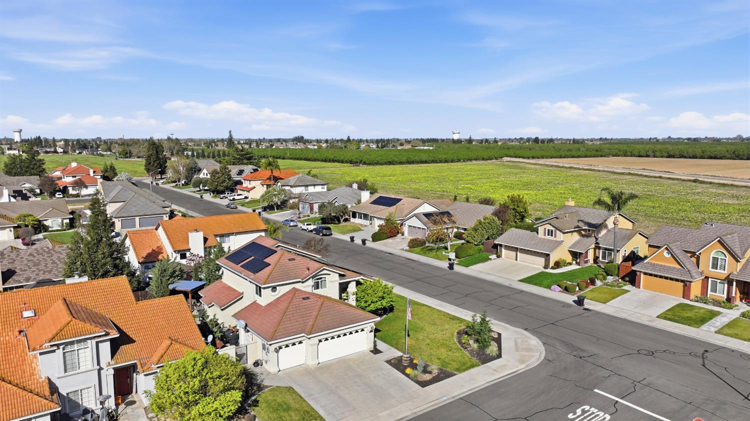 1181 Azalea St, Ripon, CA 95366