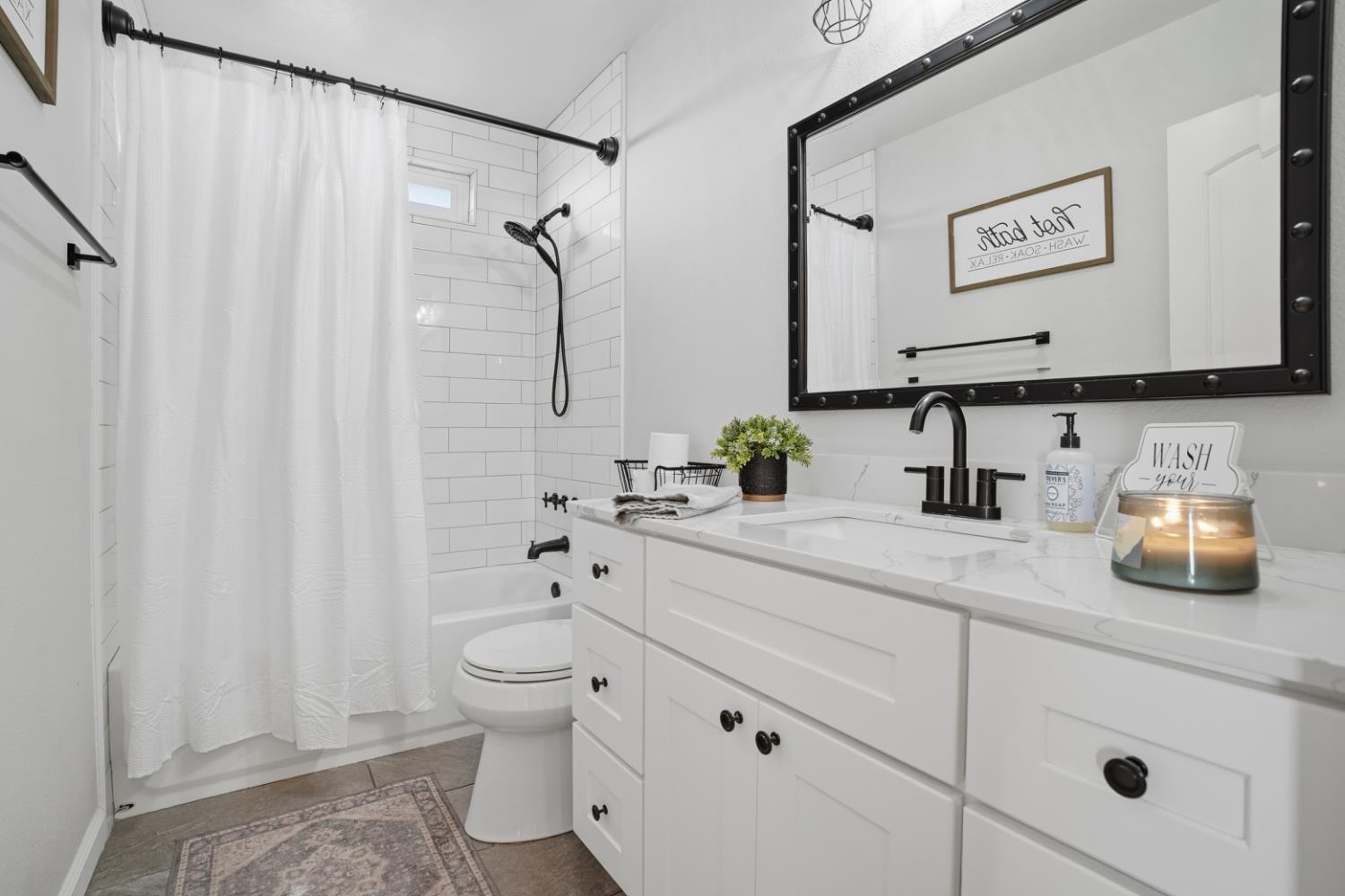 1181 Azalea St, Ripon, CA 95366