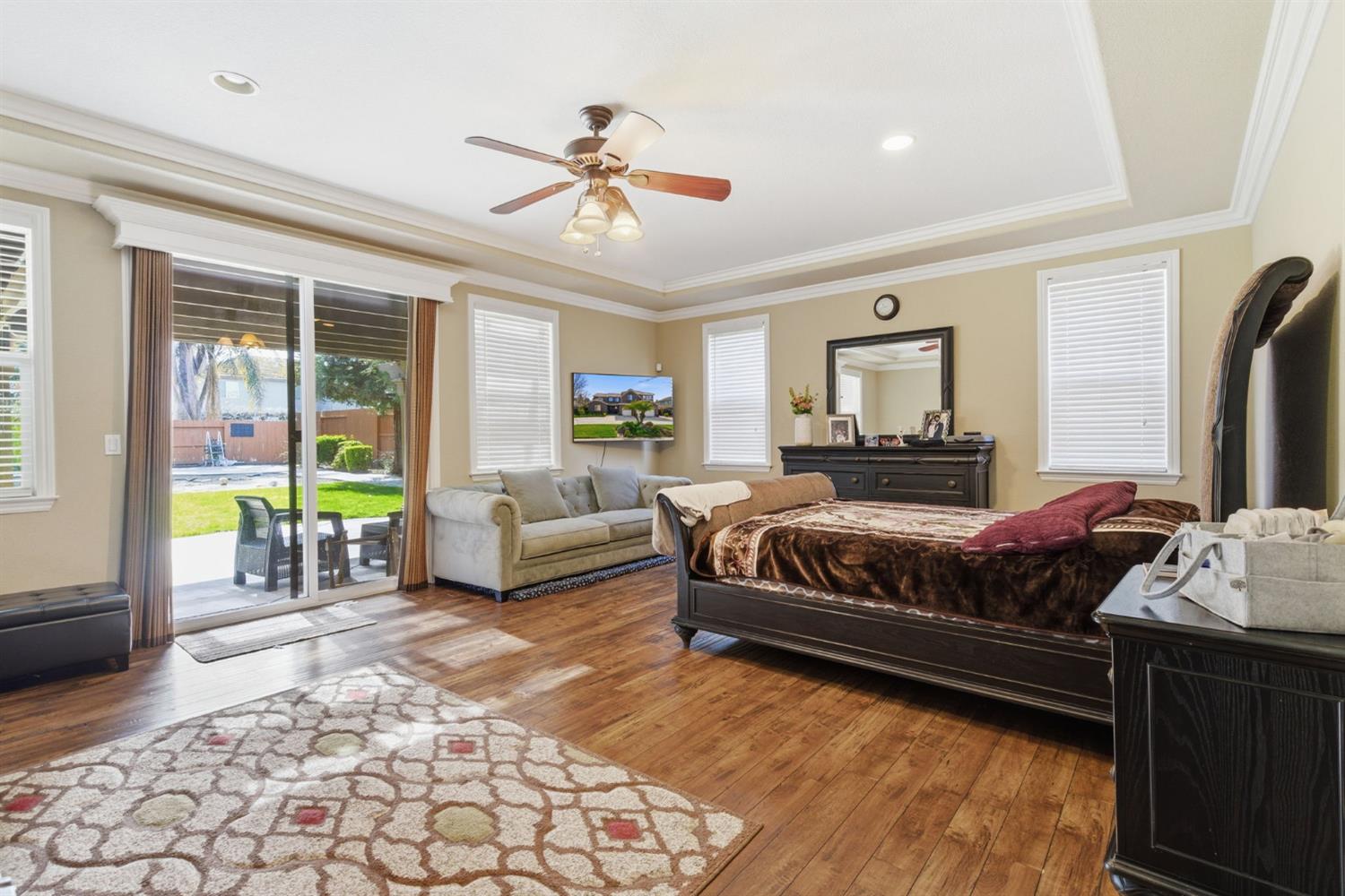 848 W Santos Ave, Ripon, CA 95366