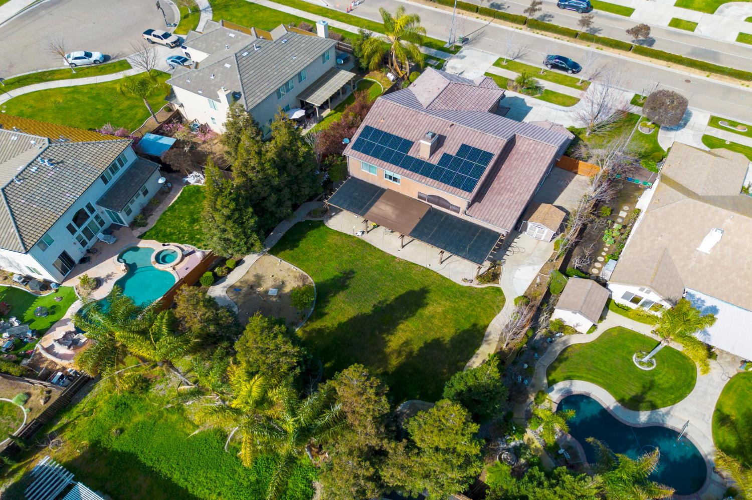 848 W Santos Ave, Ripon, CA 95366