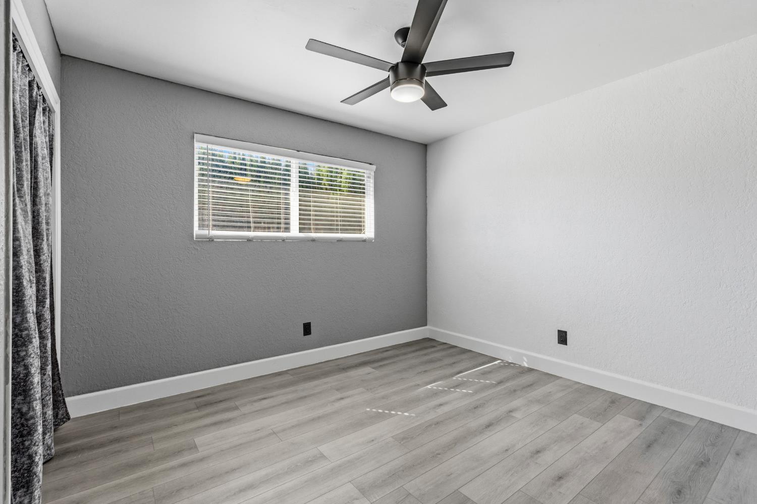 533 Linda Ct, Oakdale, CA 95361