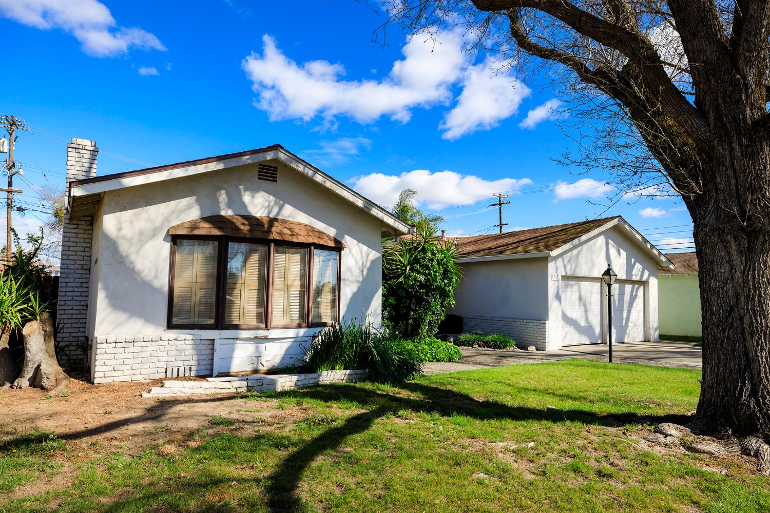 1305 Oakwood Dr, Modesto, CA 95350