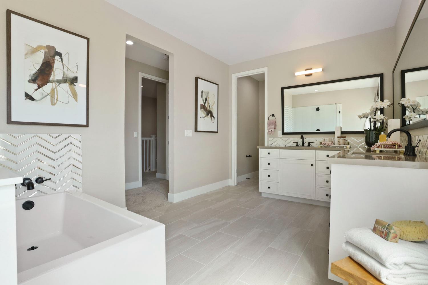 2290 Dilip Dr, Manteca, CA 95337