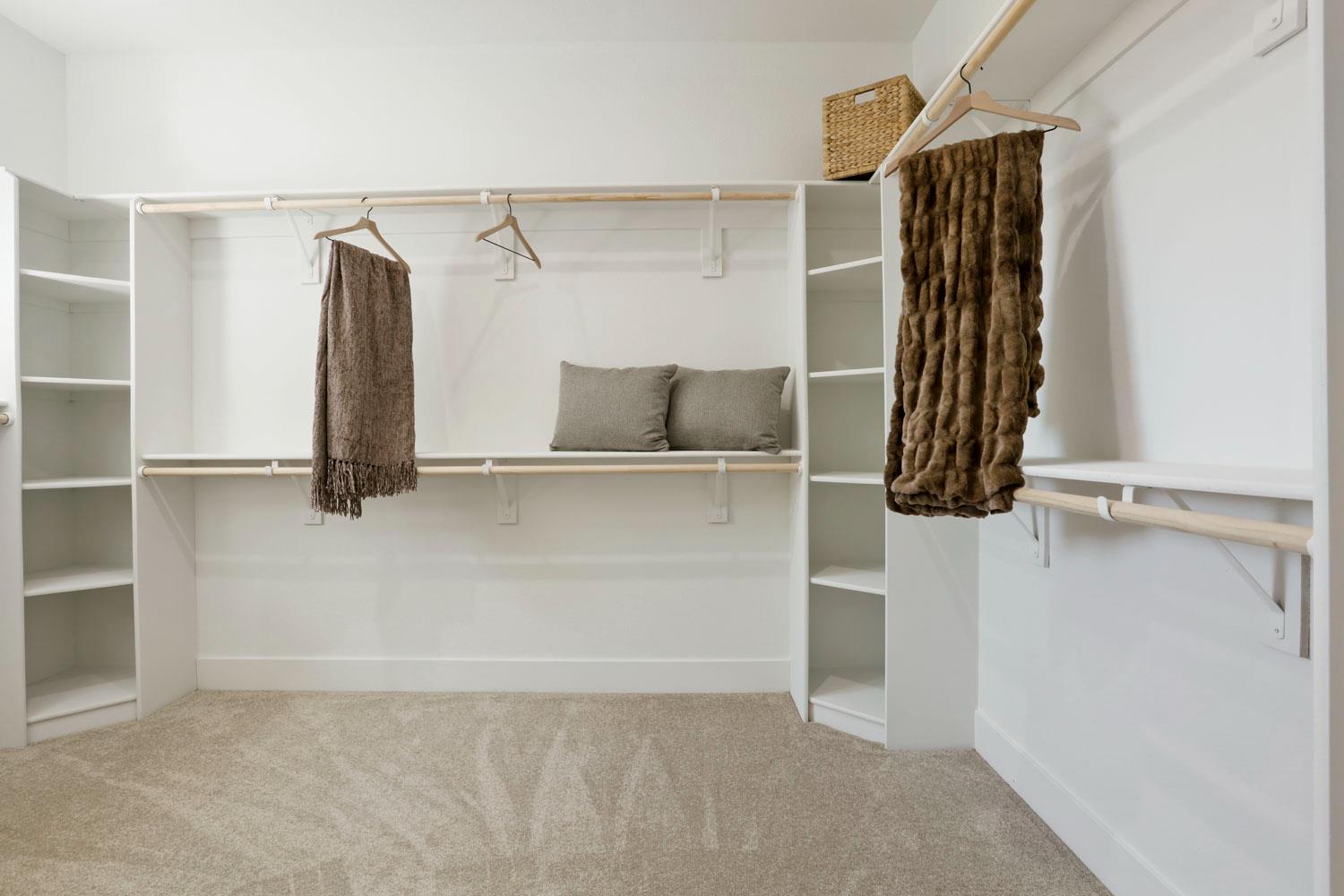 2290 Dilip Dr, Manteca, CA 95337