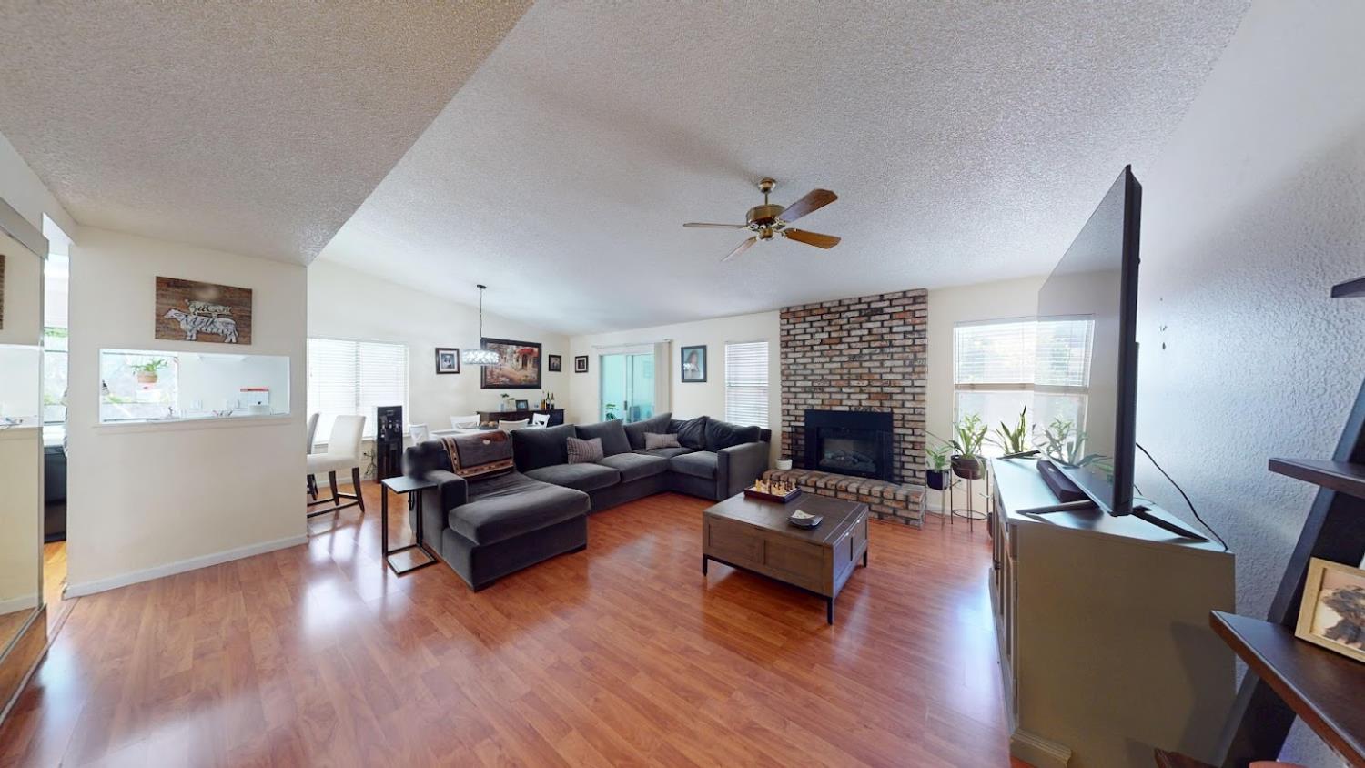 2604 Lincoln Oak Ct, Modesto, CA 95355