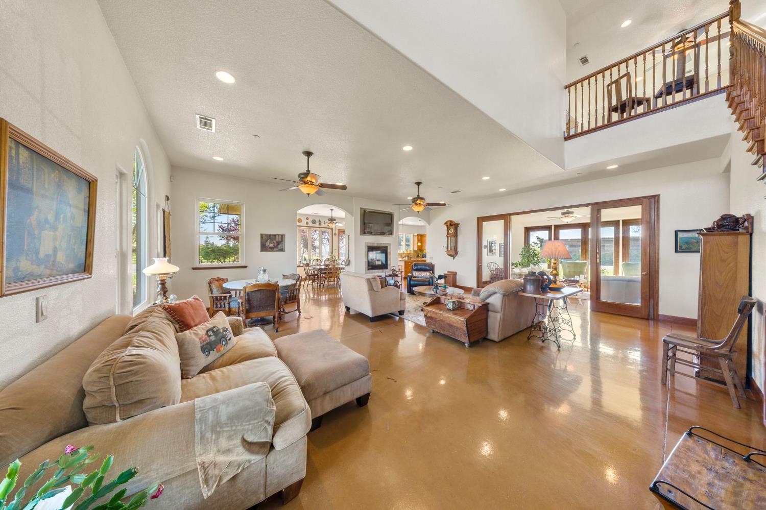 7484 Dusty Ln, Modesto, CA 95357