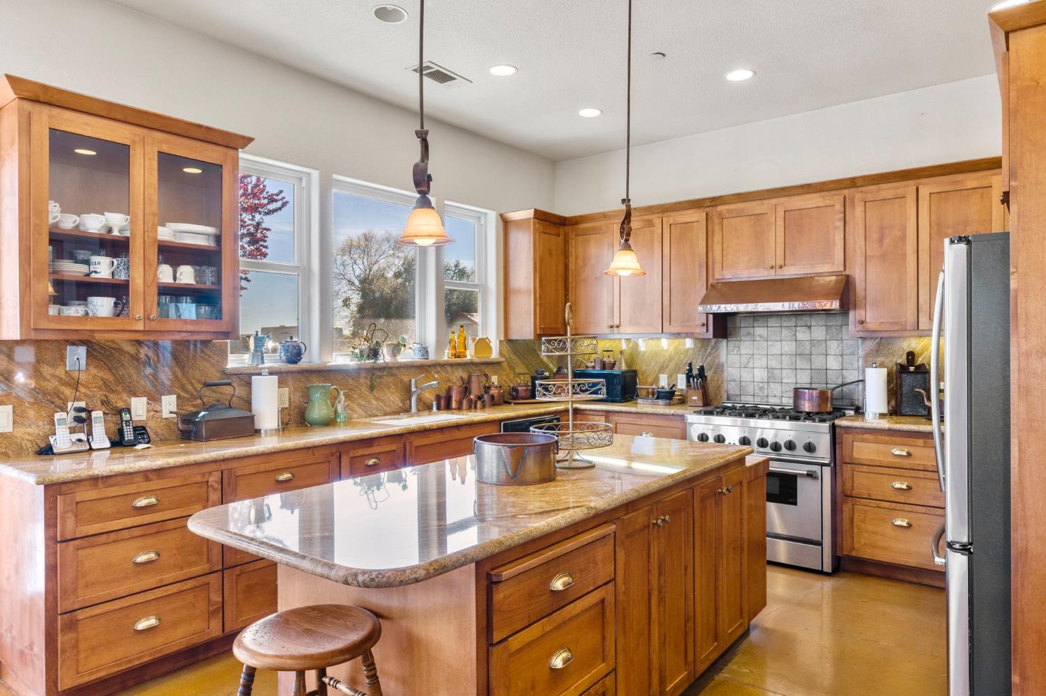 7484 Dusty Ln, Modesto, CA 95357