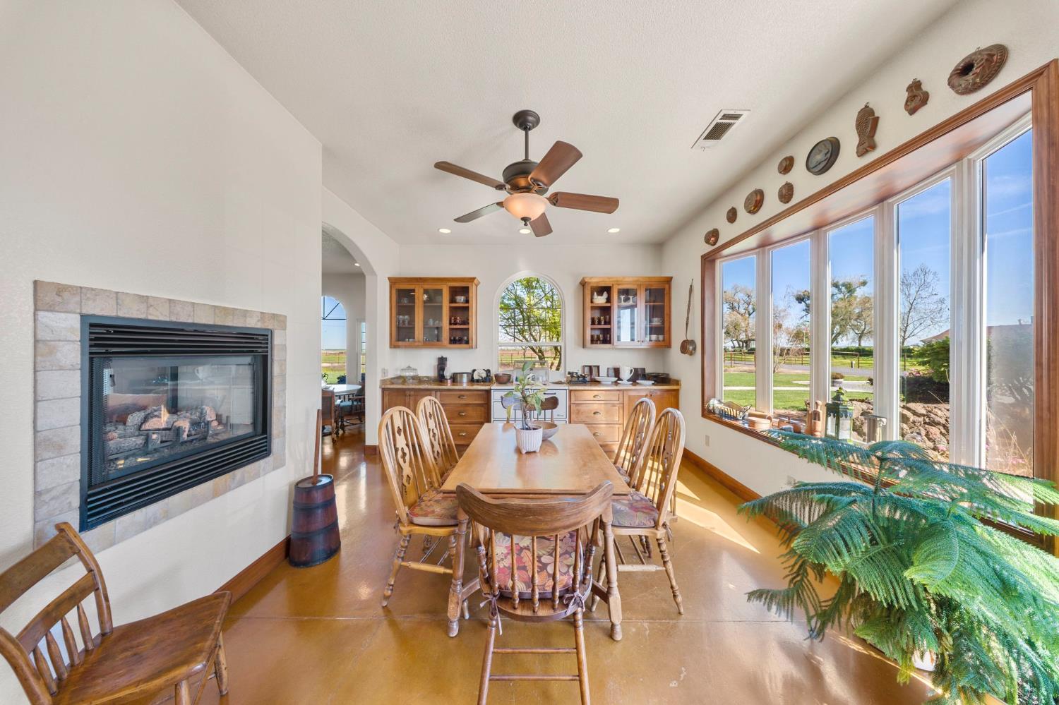 7484 Dusty Ln, Modesto, CA 95357