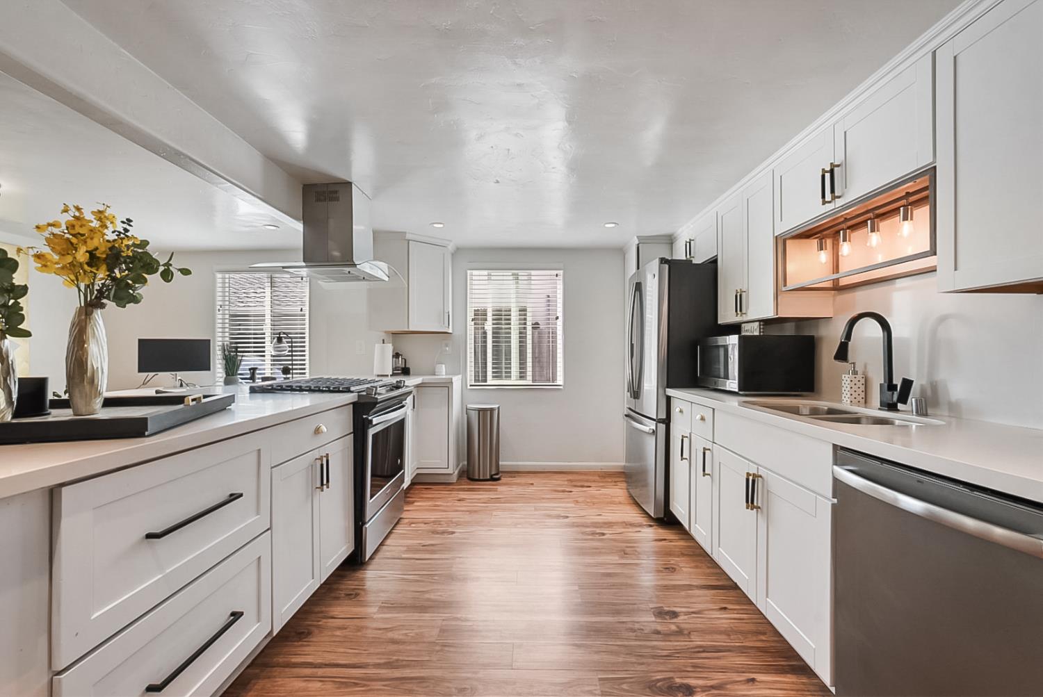 1005 Woodrow Ave, Modesto, CA 95350