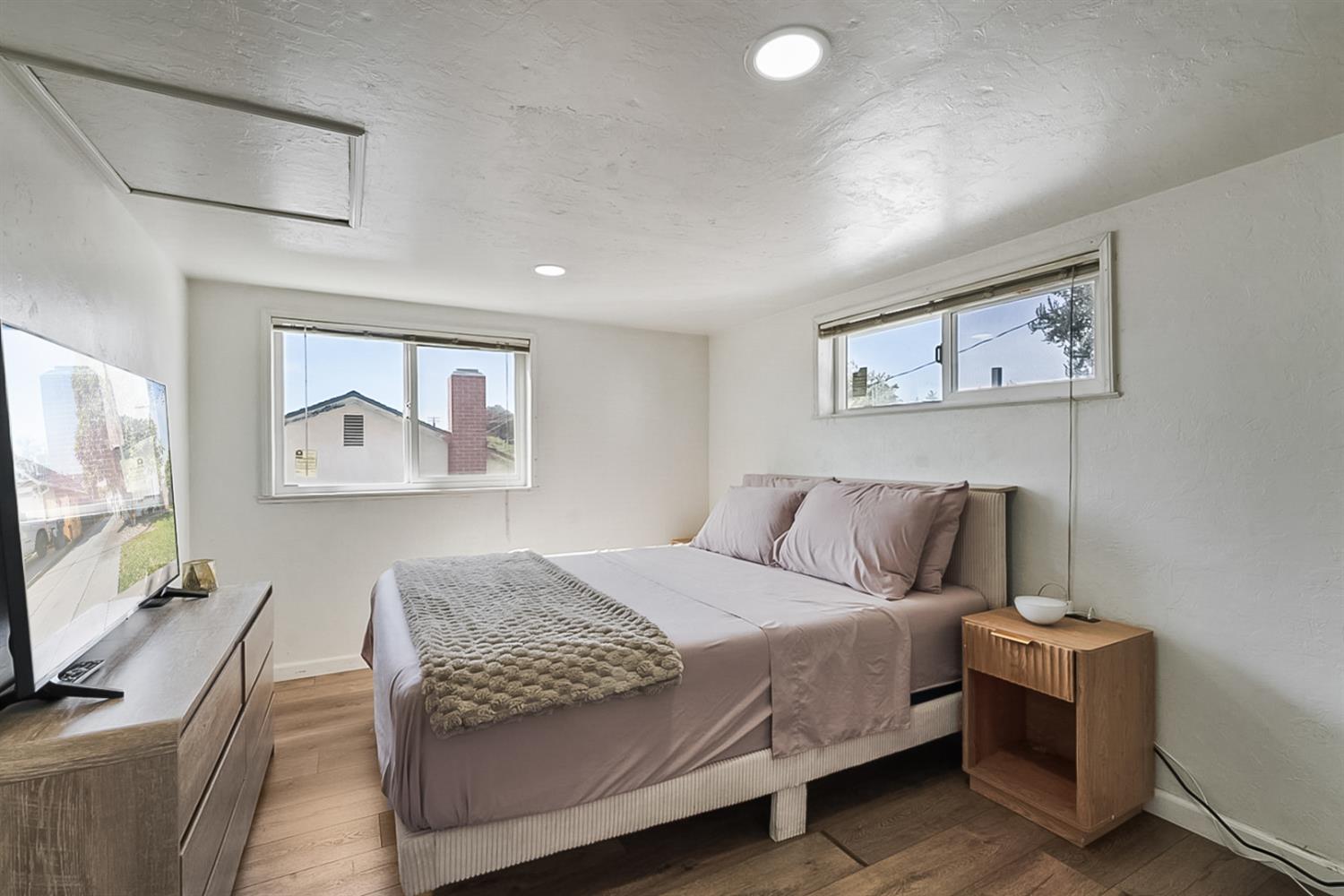 1005 Woodrow Ave, Modesto, CA 95350