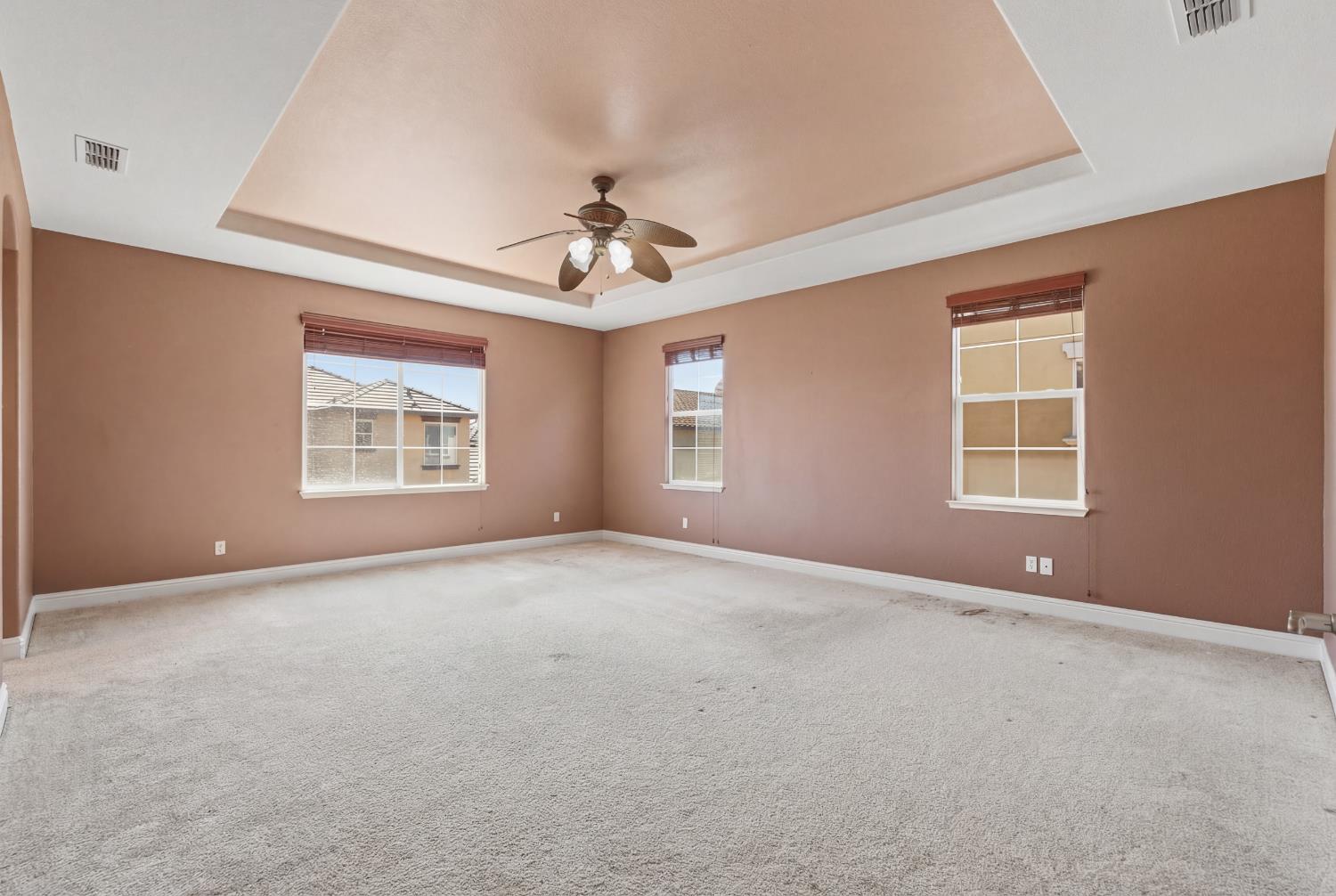 2153 Saddlebrook Way, Oakdale, CA 95361