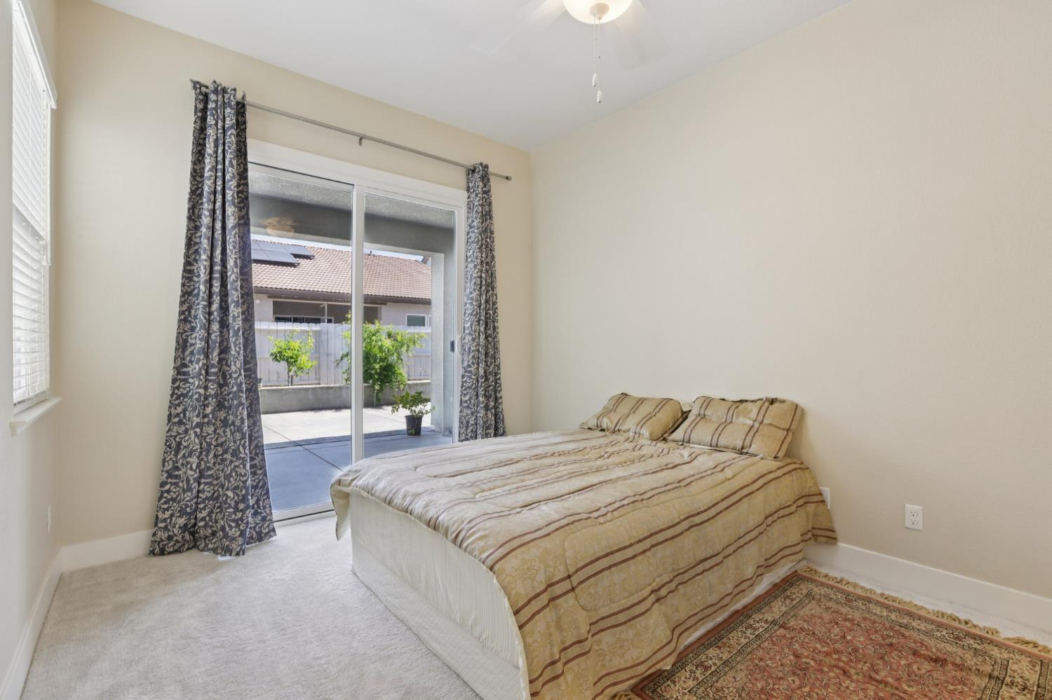 2464 Dilip Dr, Manteca, CA 95337