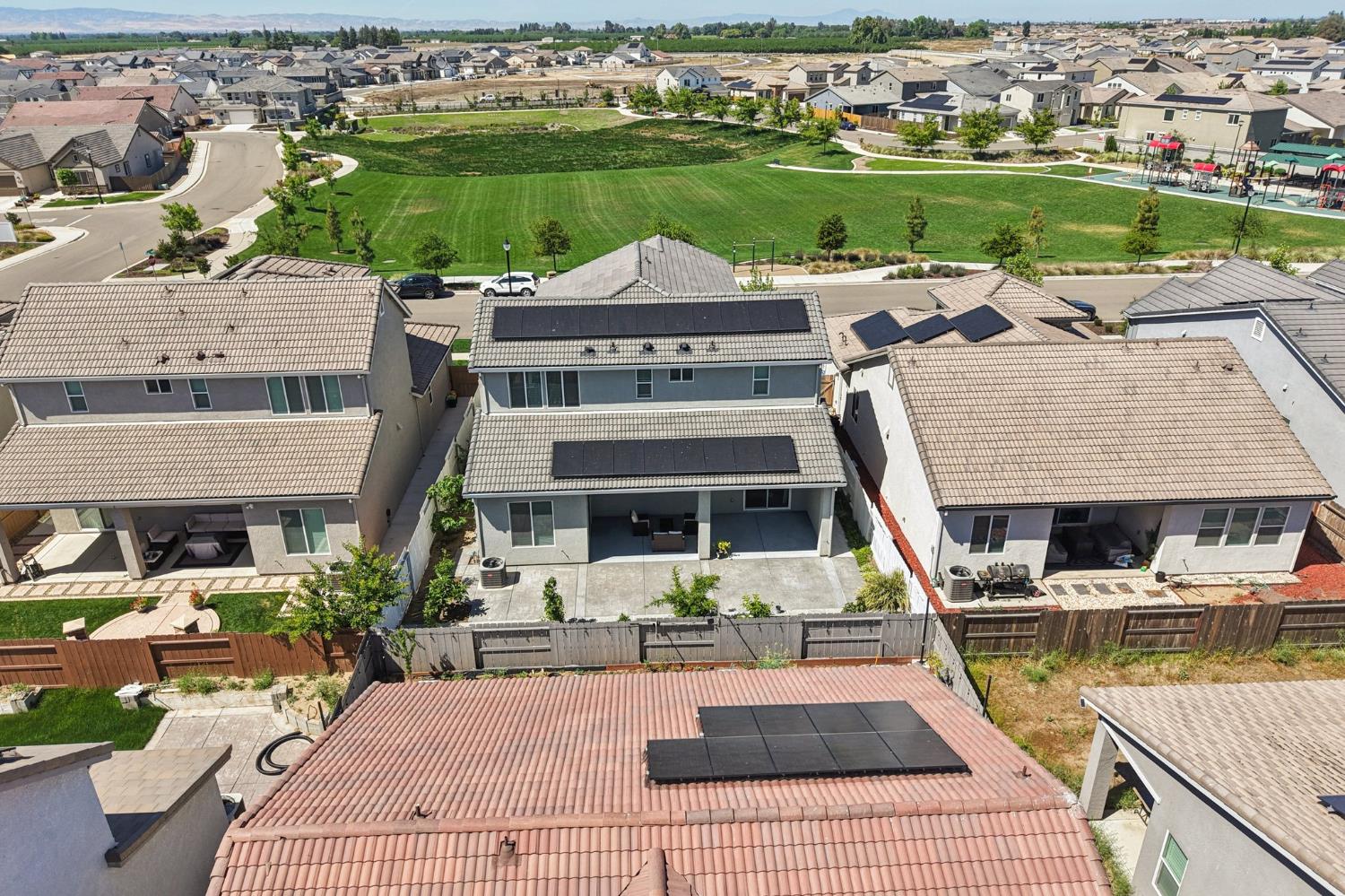 2464 Dilip Dr, Manteca, CA 95337