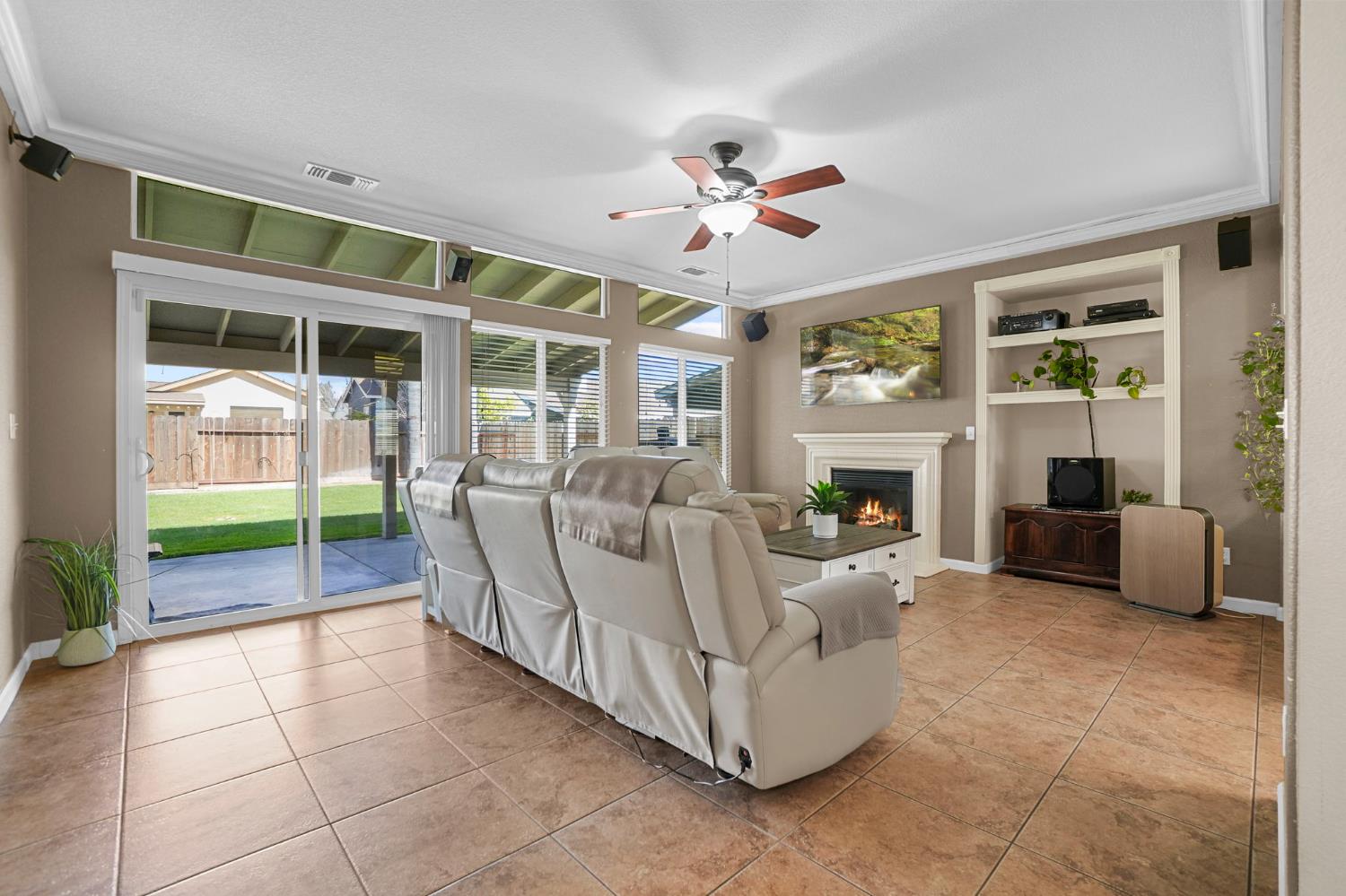 3231 Pocket Ave, Riverbank, CA 95367