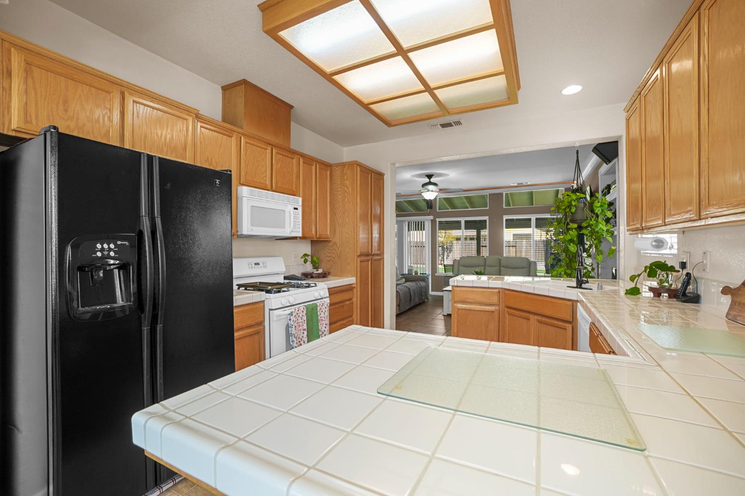 3231 Pocket Ave, Riverbank, CA 95367