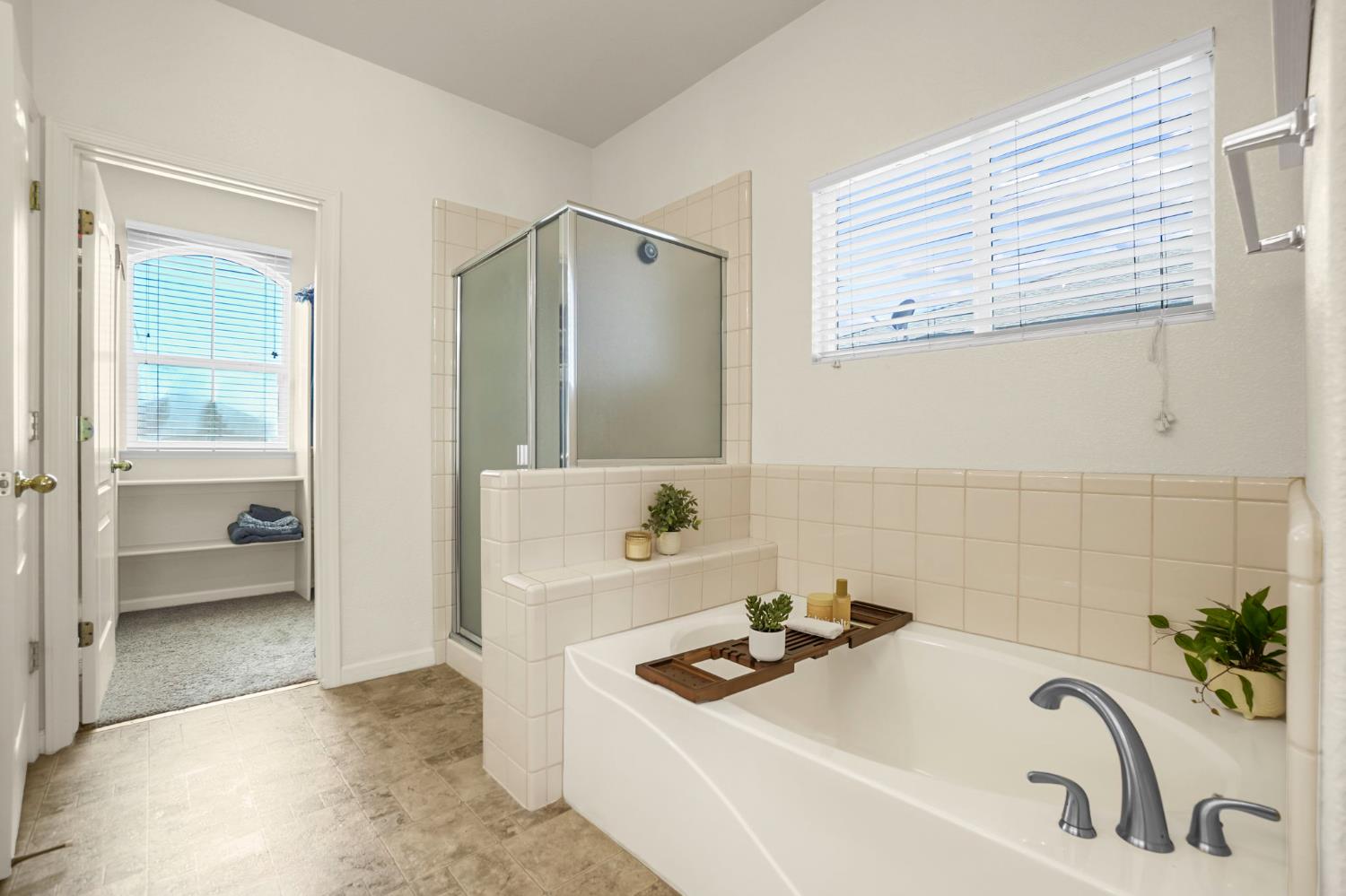 3231 Pocket Ave, Riverbank, CA 95367