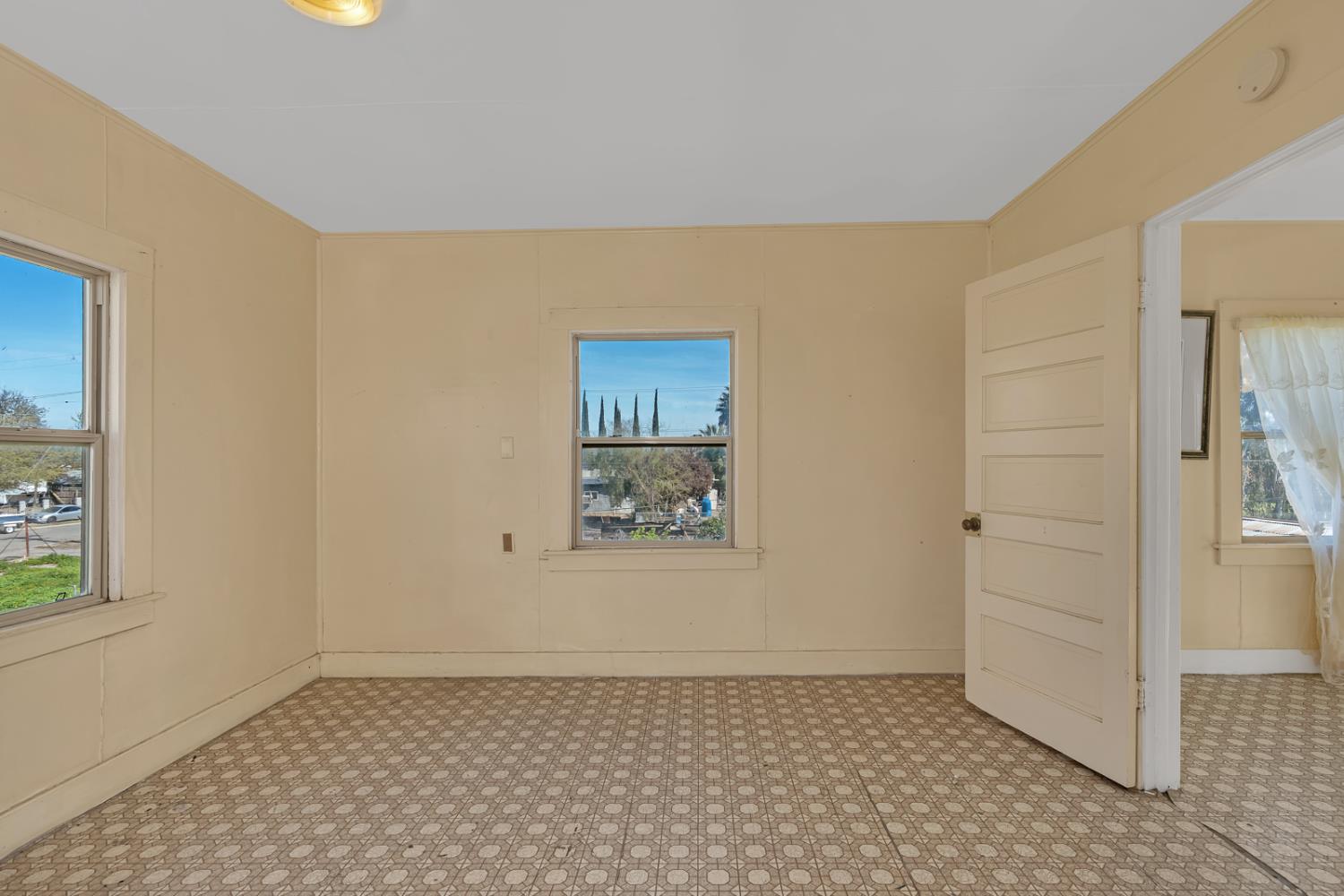 9084 O Street, South Dos Palos, CA 93665