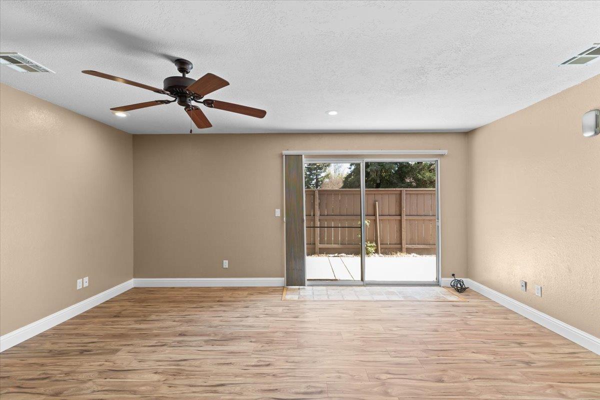 4064 Elmo Loop, Modesto, CA 95356