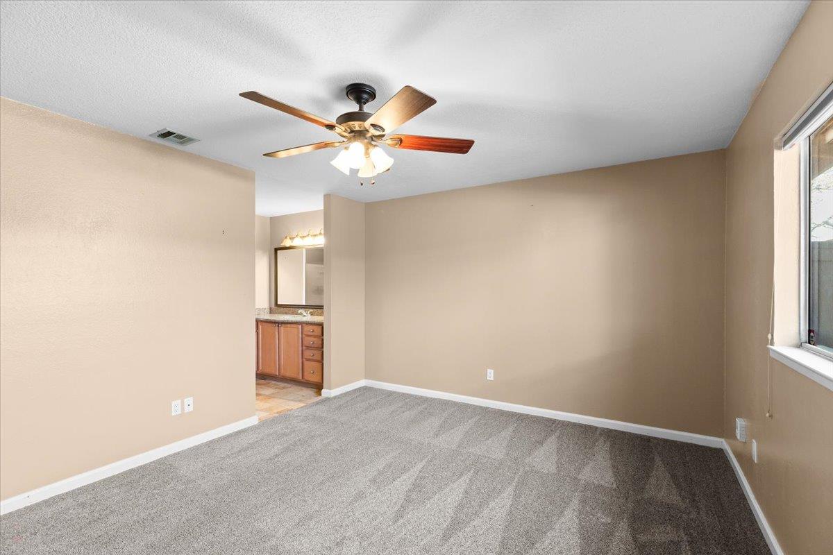 4064 Elmo Loop, Modesto, CA 95356